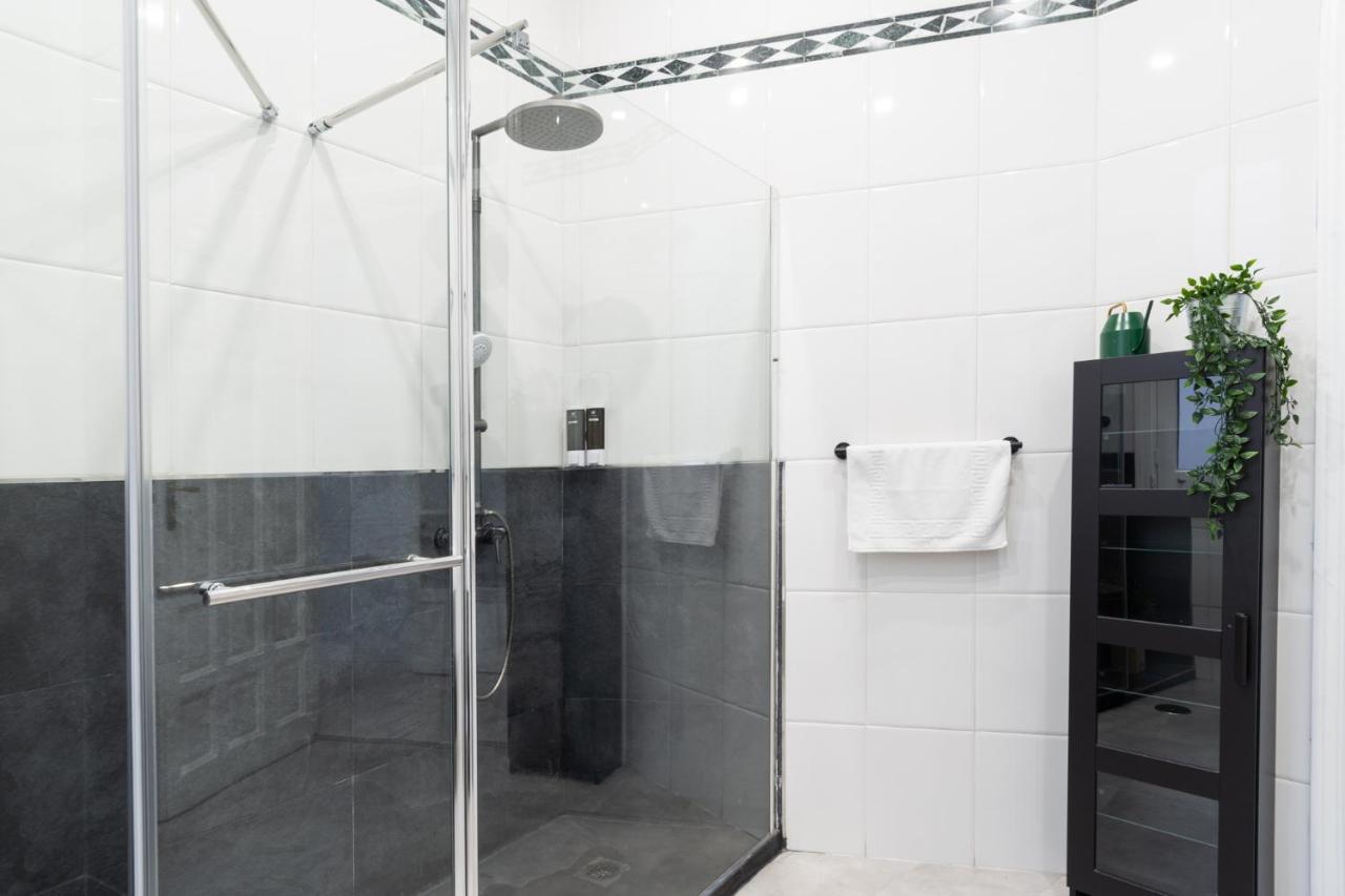 Penthouse Deluxe Granvia, By Monaro Apartment Madrid Exterior photo