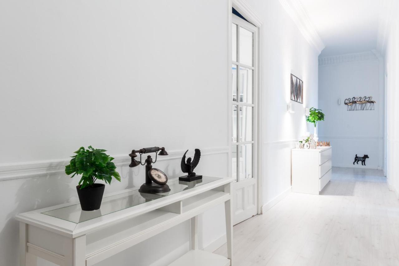Penthouse Deluxe Granvia, By Monaro Apartment Madrid Exterior photo