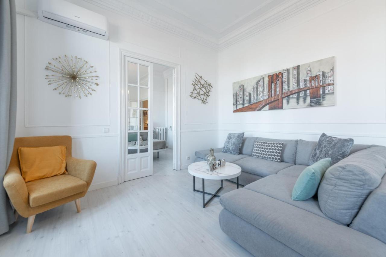 Penthouse Deluxe Granvia, By Monaro Apartment Madrid Exterior photo